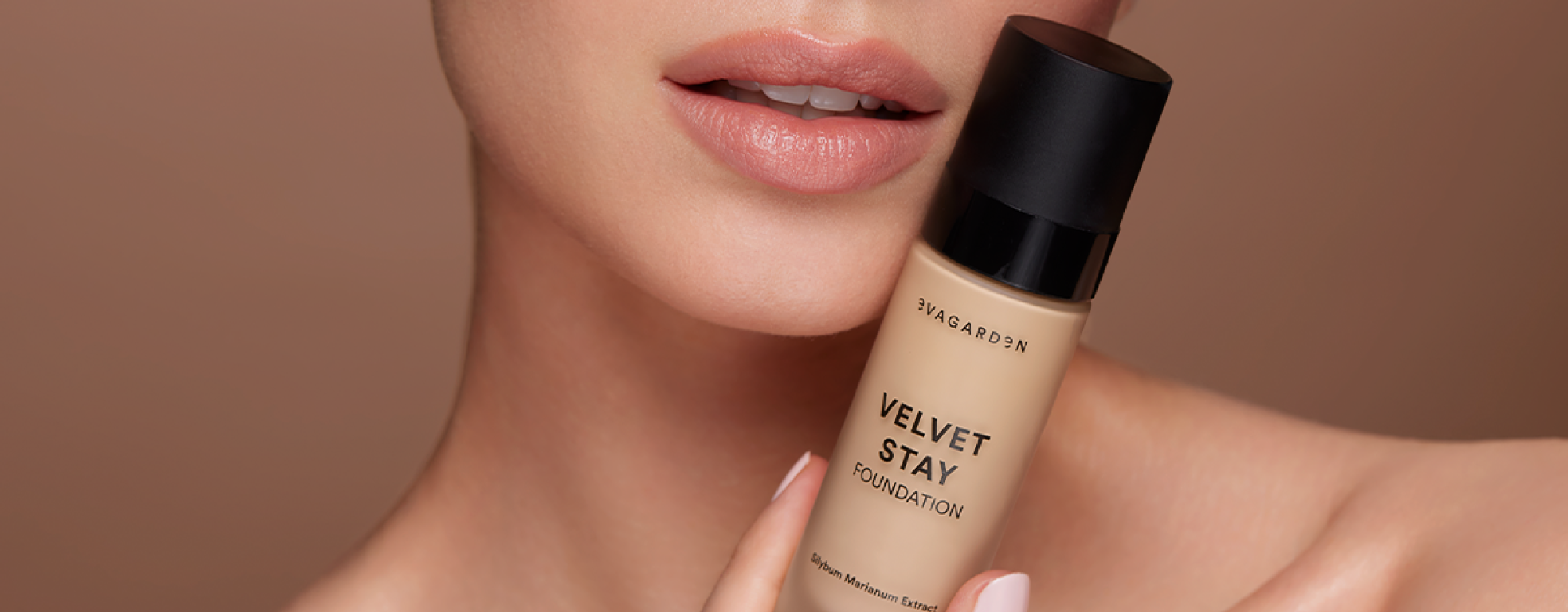 foundation-velvetstay-evagarden-makeup